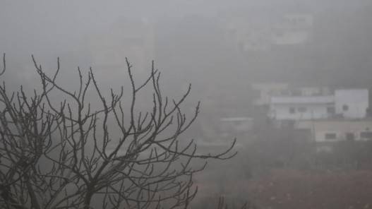 بلدية الرصيفة تغلق شارع الخميرة احترازيا بسبب ارتفاع منسوب سيل الزرقاء