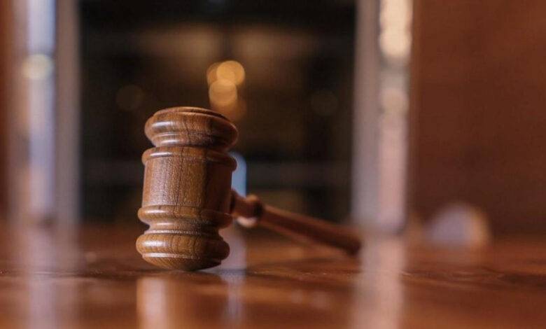 ألف دينار غرامة لشخصين أسهما بنشر عدوى كورونا