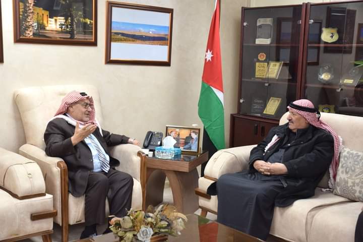 بحث التعاون بين الجامعة الهاشمية وجامعة الزرقاء الخاصة