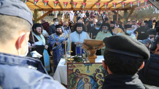 الكنيسة الارثوذكسية تحيي يوم الحج السنوي إلى المغطس