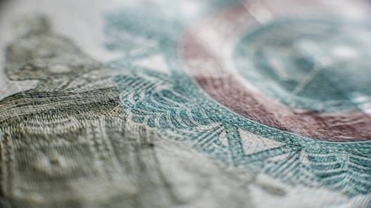 انخفاض العجز المالي بنحو 280.3 مليون دينار في الـ 11 شهرا الأولى من 2021