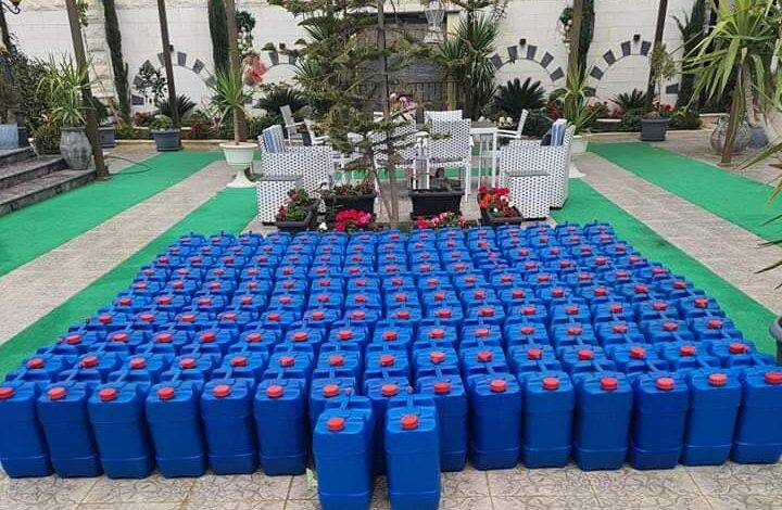 نشطاء يطلقون حملة “لنجعل شتاءهم أدفأ”