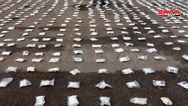 الجيش السوري يحبط تهريب كمية ضخمة من الحشيش والكبتاغون كانت معدة للتهريب من درعا باتجاه الأردن . صور