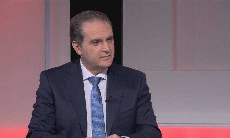 هكذا تفاعل أردنيون مع إصابة وزير الصحة بكورونا