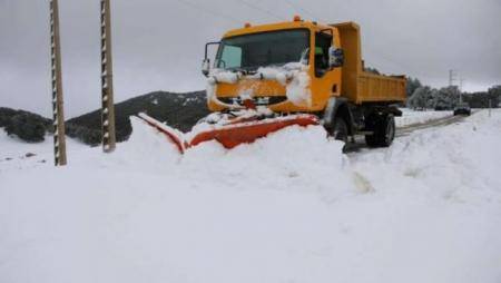 الإدارة المحلية تستعد بـ 118 غرفة طوارئ لمواجهة الثلوج