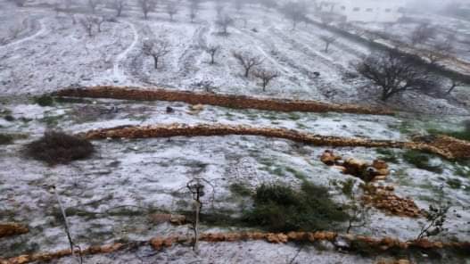 إغلاق طريق إربدعجلون بسبب الانزلاقات وتراكم الثلوج