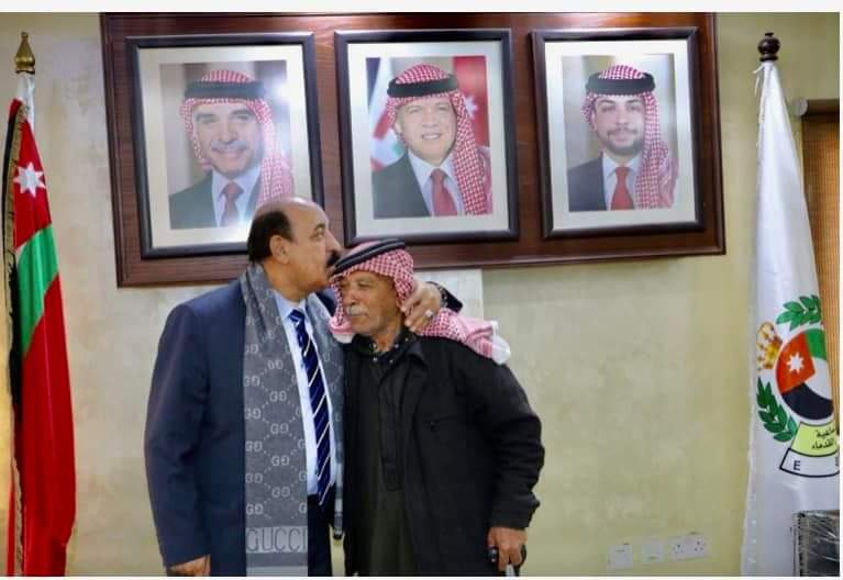 مدير عام مؤسسة المتقاعدين يلتقي احد رفاق  السلاح المتقاعدين