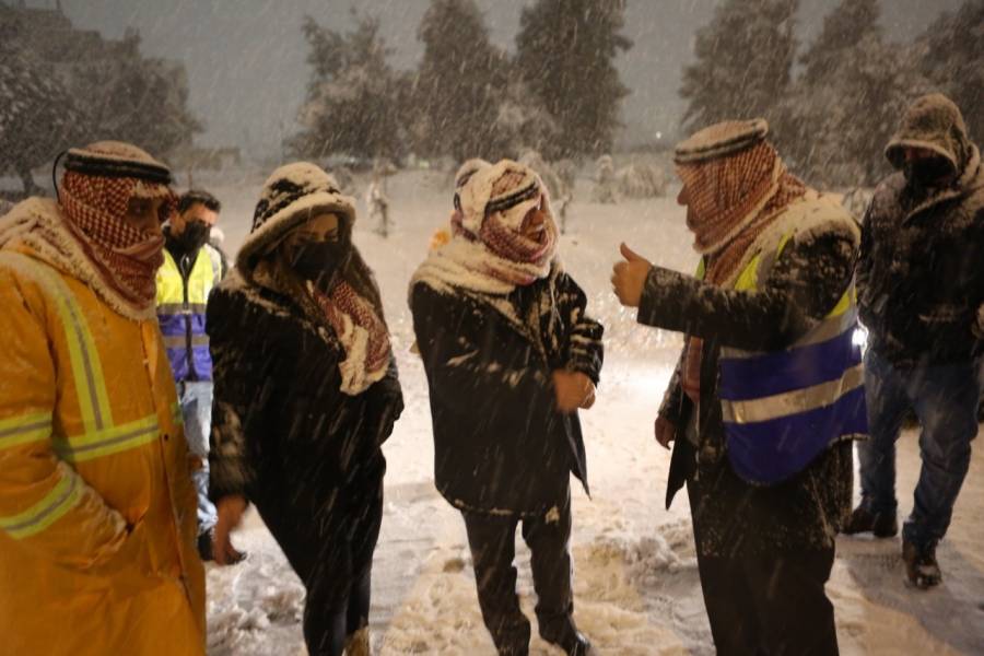 الأشغال: نثر الملح لتفادي الانزلاقات