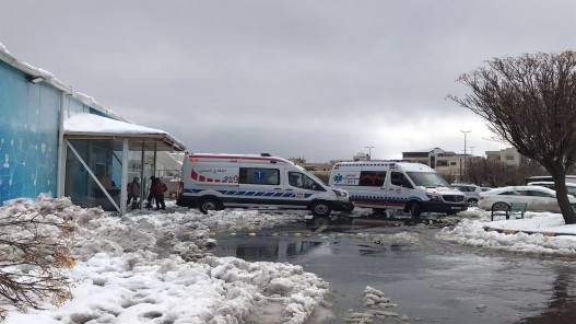 نقل مرضى بكورونا من مستشفى عمّان الميداني إلى مستشفى الأمير حمزة