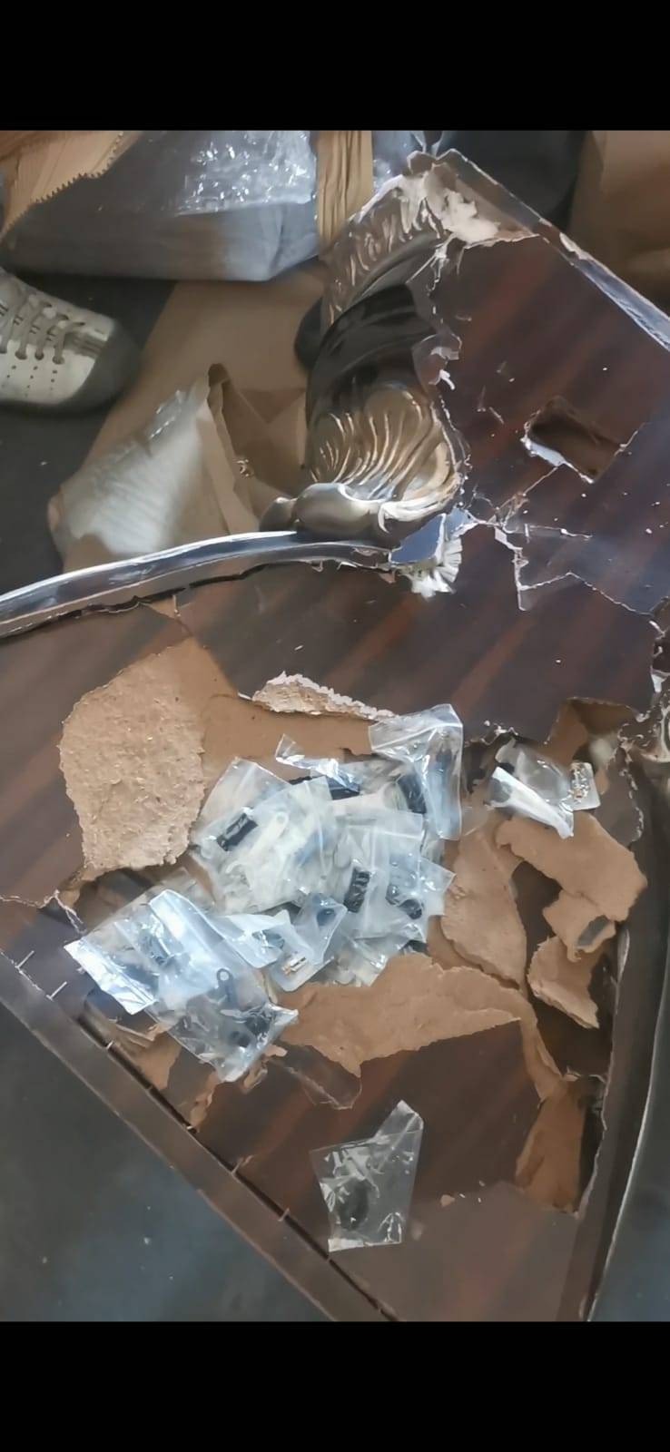 الجمارك الأردنية تحبط تهريب أراجيل وسجائر الكترونية ولوازمها في جمرك العمري