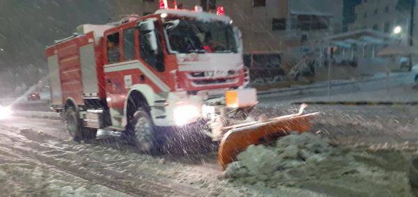 الحكومة للمواطنين: لا تخرجوا من المنازل إلا للضرورة القصوى