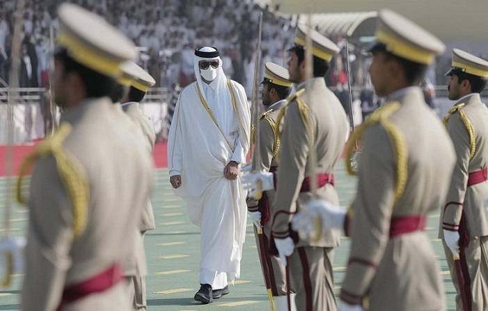 أمير قطر يكرم الأردنيين مرشحي ضابط الفريحات والعجارمة