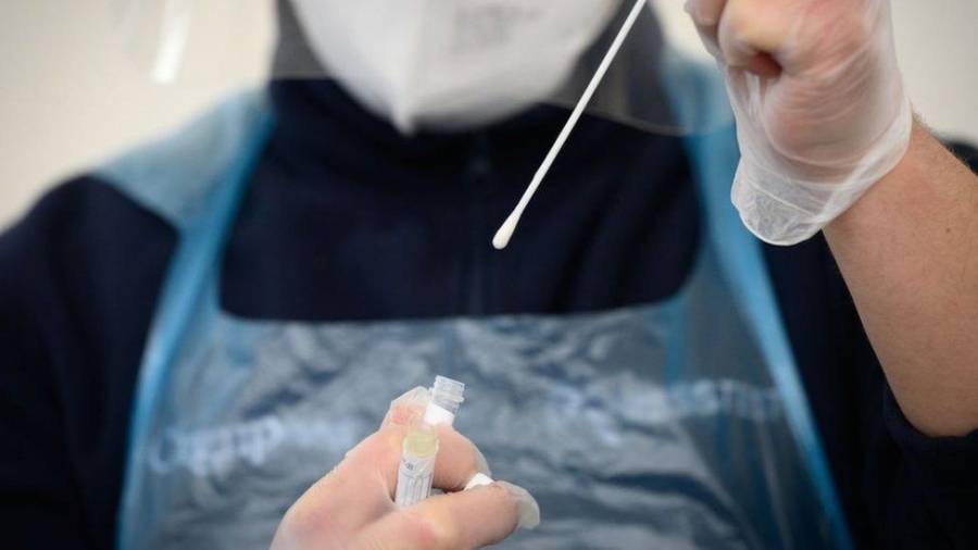 الصحة تعلن مراكز فحص كورونا (PCR) العاملة طيلة الأسبوع