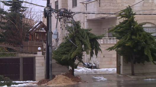 وزارة الأشغال تباشر بإجراء أعمال صيانة شاملة بعد المنخفض الجوي