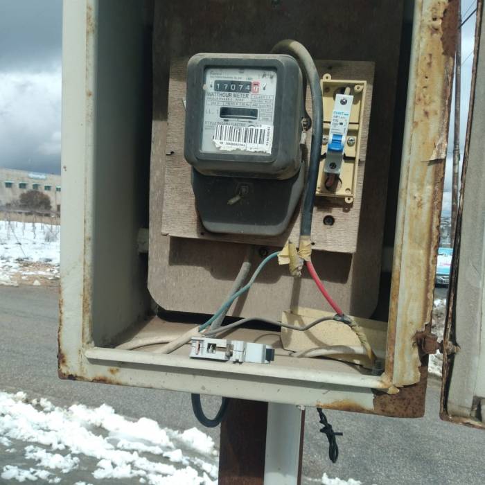 الأشغال تباشر بإجراء أعمال صيانة شاملة بعد المنخفض الجوي الماضي... صور