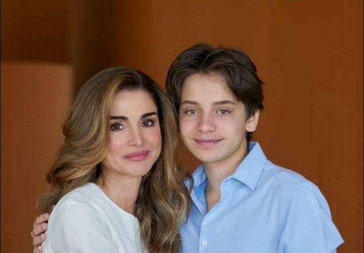 الملكة رانيا للامير هاشم : دعائي لك لايفارق قلبي أبدا