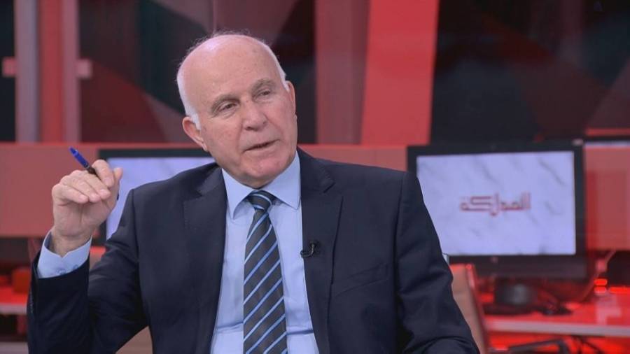 مستشار ملف كورونا: يؤكد ضرورة الموازنة بين الصحة والتعليم