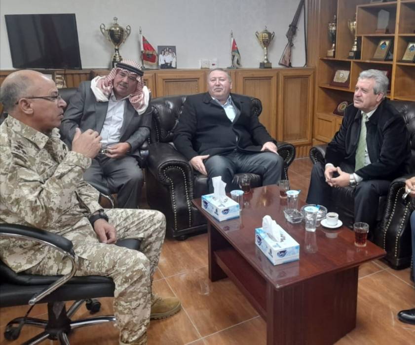 وفد من تجمع اربد يزور قيادة المنطقة العسكرية الشمالية... صور