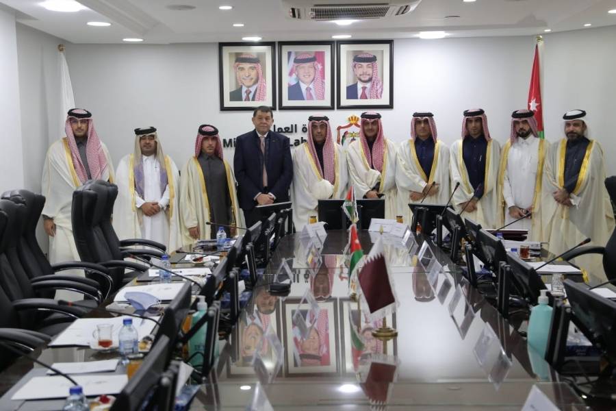وزير العمل ونظيره القطري يبحثان زيادة فرص تشغيل الأردنيين في قطر