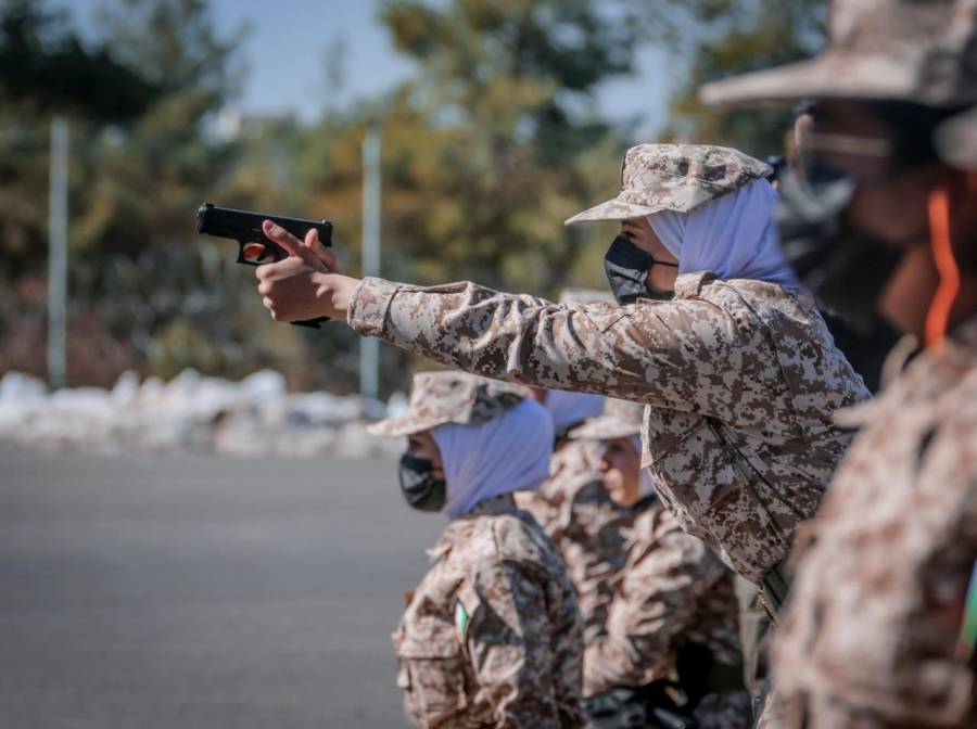 تخريج دورة المجندات رقم1 في الحرس الملكي الخاص...صور