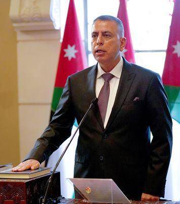 وزير الداخلية يؤكد اعتزازه بجماهير الوحدات