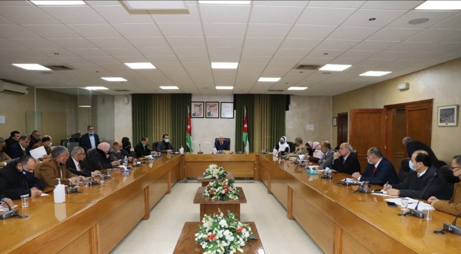 وزير التربية يؤكد حرص الوزارة على عودة التعليم وجاهيا في العشرين من الشهر الحالي