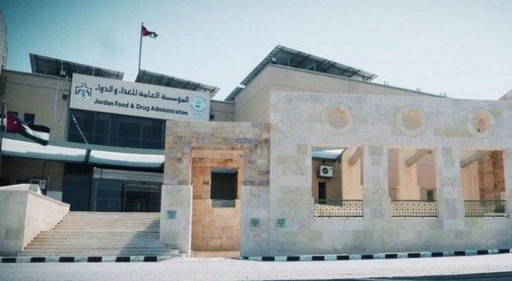 مهيدات: إغلاق مستودعين ومعمل حلوى مخالف وإيقاف مطبخ احدى الفنادق