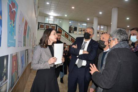 قسم التصميم الداخلي والجرافيكي في جامعة فيلادلفيا يفتتح معرض مشاريع تخرج طلبته