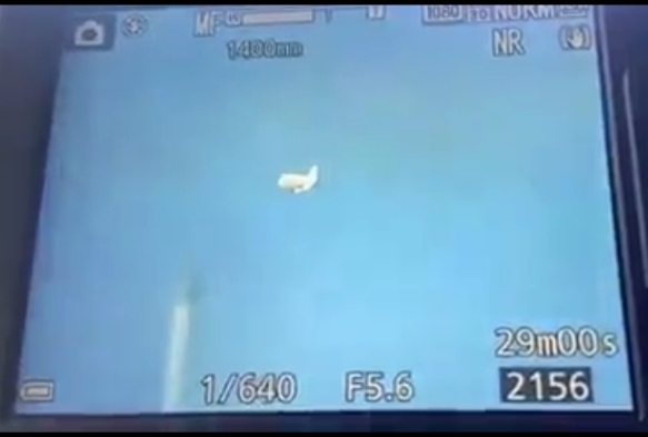 رصد جسم غريب في سماء إربد (فيديو)