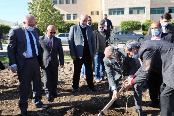 زراعة إربد تحتفل بيوم الشجرة