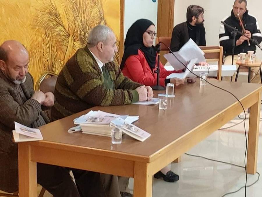 اربد: توقيع مجموعة ادبية للكاتبة هدى الاحمد