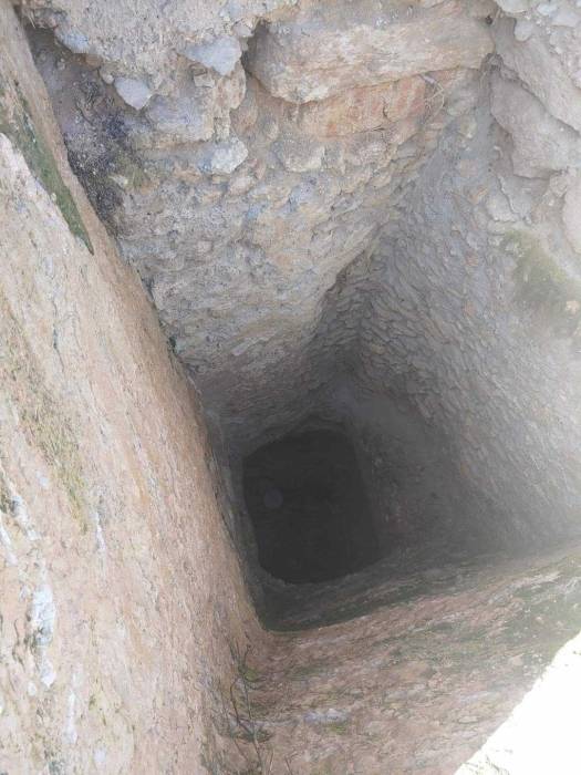 بلدية غرب إربد تردم 20 بئرا مكشوفة ومهجورة