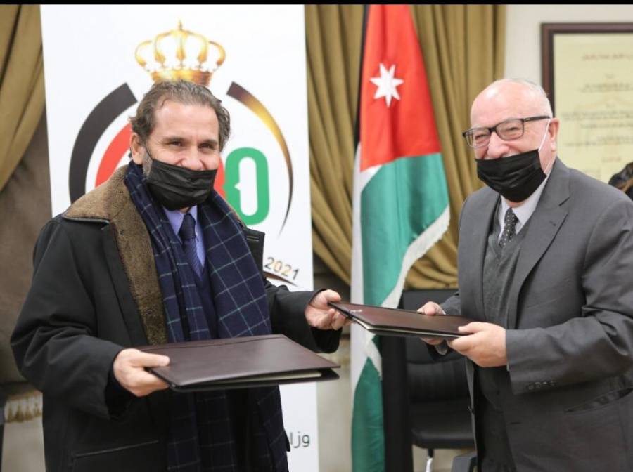 مذكرة تفاهم بين المجلس الأعلى ووزارة الأشغال العامة والإسكان