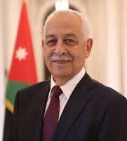 العيسوي ينقل تعازي الملك إلى أبو درويش وسكجها