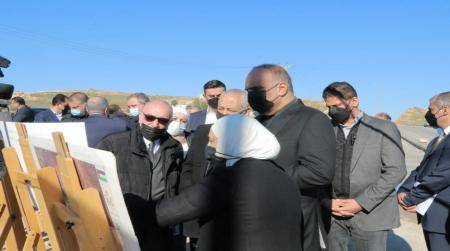 الخصاونة يوعز بتوفير التَّمويل لبدء المرحلة الثانية من طريق إربد الدَّائري