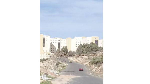 السلط : مطالب بإنارة الطريق الواصل بين أحياء المدينة والمستشفى الجديد