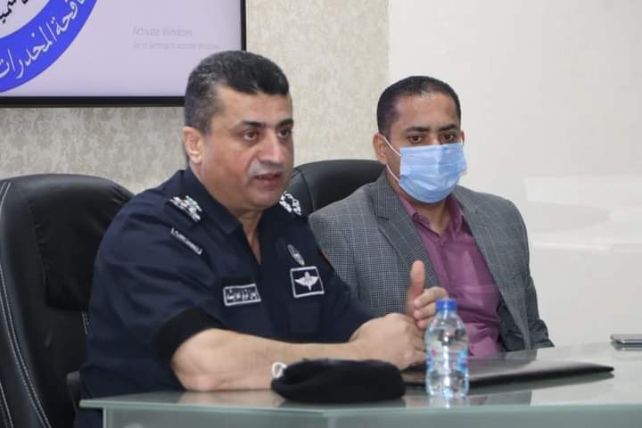 مساعد مدير الأمن العام للعمليات والتدريب يكرم عدداً من مرتبات إدارة مكافحة المخدرات