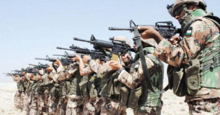 الشوبكي لزملائه رفاق السلاح : كتبتم تاريخًا بفوهات بنادقكم وهدير دباباتكم