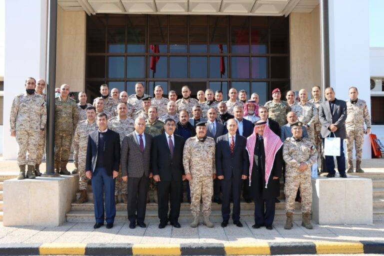 القوات المسلحة تحتفل بيوم الوفاء للمتقاعدين العسكريين (صور)