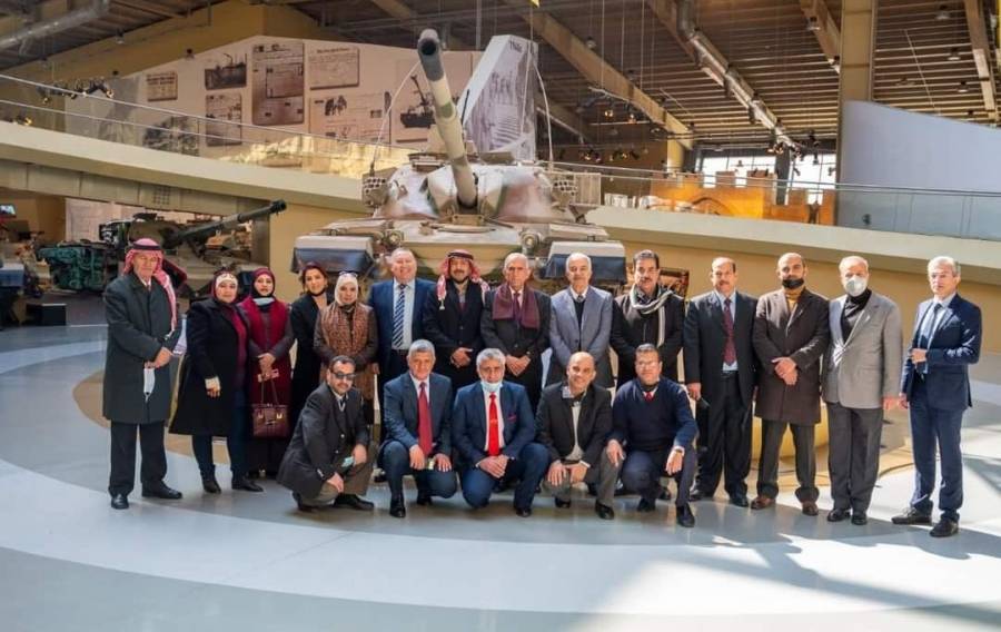 اللجنة الوطنية للعسكريين السابقين تزور متحف الدبابات الملكي