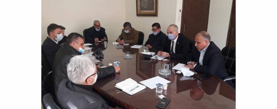 المؤسسة التعاونية تبحث مع معهد باري تنفيذ مشروع زراعي