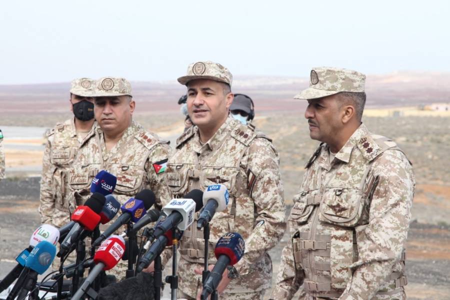 تغيير قواعد الاشتباك يسفر عن مقتل 30 مهربا وضبط 16 مليون حبة مخدرة