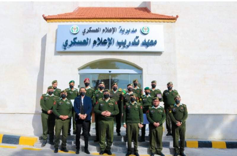 اختتام دورة التصوير الفوتوغرافي والفيديو في معهد تدريب الإعلام العسكري