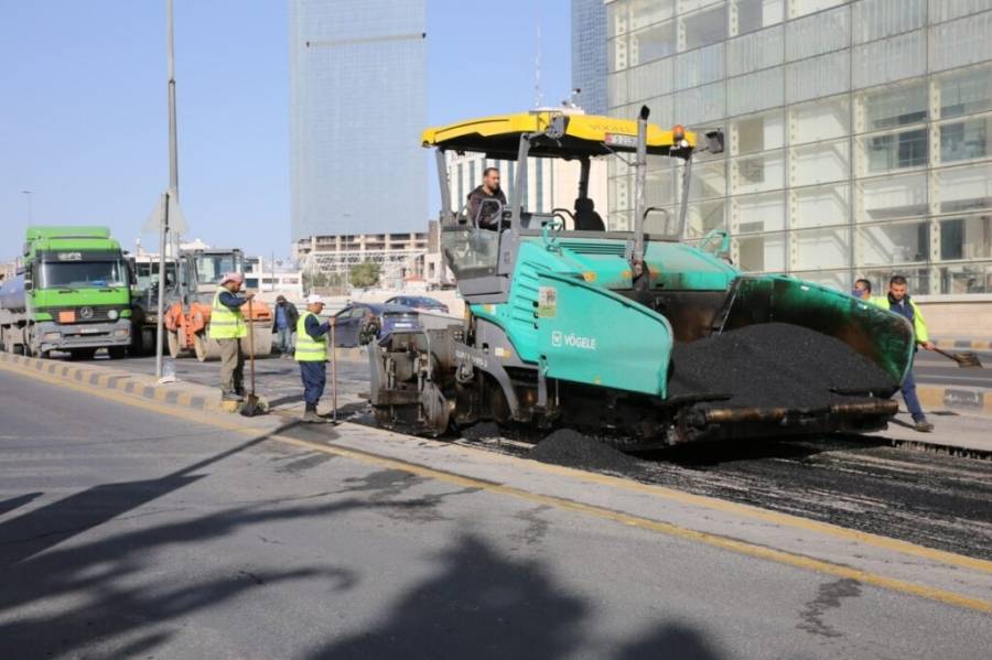 بسبب المنخفض الأخير.. الأمانة: صيانة وتعبيد لشوارع في عمان