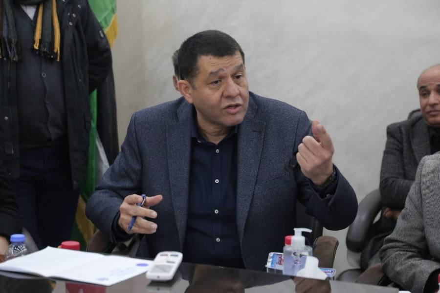 وزير العمل يبحث زيادة فرص العمل للأردنيين خلال جولته في الضليل والبادية