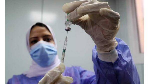 الصحة تعلن مراكز التطعيم ضد كورونا ليوم غد الأحد (تفاصيل)