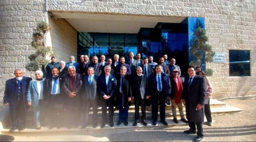 ورشة عمل لكلية التكنولوجيا الزراعية عمان الأهلية  حول الزراعة الذكية