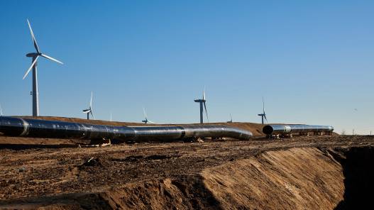 المستشار الألماني يعلن تعليق مشروع نورد ستريم 2 مع روسيا