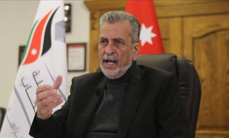 الكلالدة يتحدث عن محاولات للتدخل في عمله