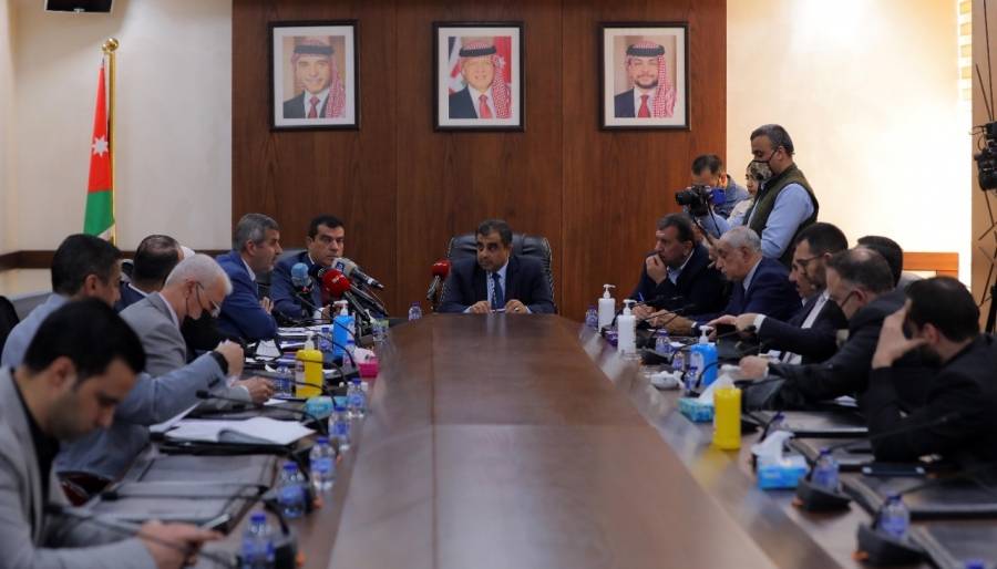 الطاقة النيابية: الحكومة استجابت لتوصيات اللجنة حول تعرفة الكهرباء الجديدة